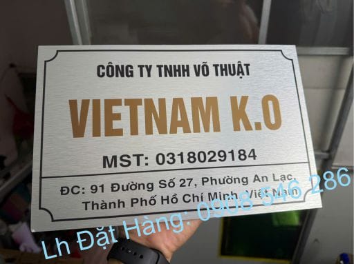 bảng hiệu công ty alu