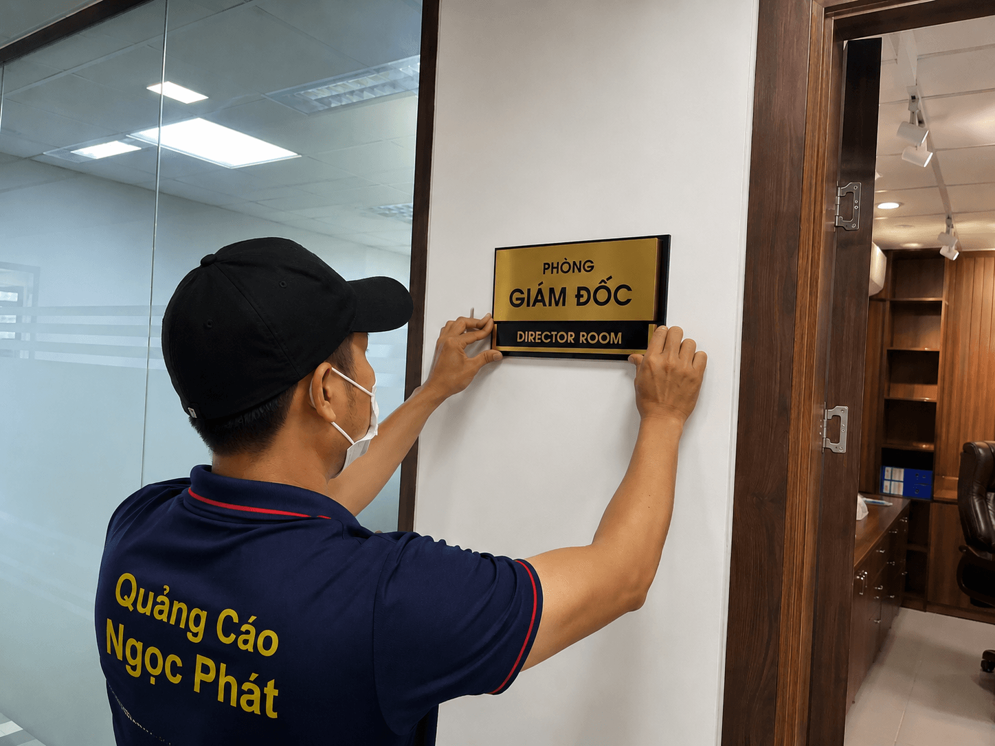 Làm Bảng Hiệu