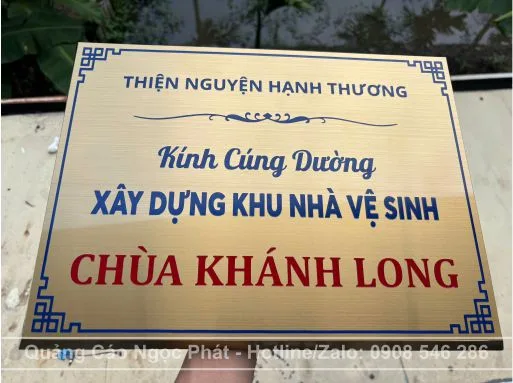 biển inox ăn mòn