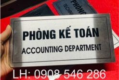 bảng tên phòng inox ăn mòn
