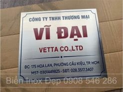 Bảng tên công ty inox ăn mòn chữ đỏ
